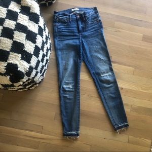 Madewell 9” high-rise Skinny Jeans Rip + Repair 26